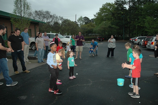 WingSwept Spring Picnic Egg Toss